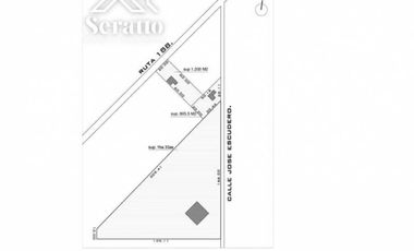 AMPLIO TERRENO, SOBRE CRUCE DE AMBAS RUTAS 32 Y 188