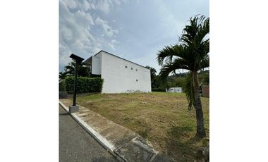 VENDO LOTE EN SOPETRAN ANTIOQUIA