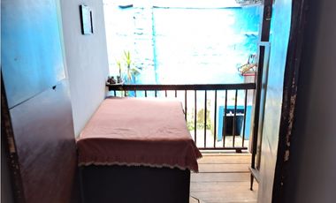 SE VENDE CASA EN EL CENTRO DE DOS PISOS INDEPENDIENTES
