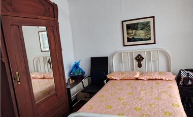 SE VENDE CASA EN EL CENTRO DE DOS PISOS INDEPENDIENTES