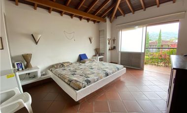 Venta Casa en San Jerónimo, unidad cerrada 193 mts, amoblada