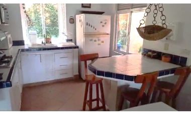 Venta Casa en San Jerónimo, unidad cerrada 193 mts, amoblada