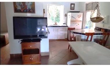 Venta Casa en San Jerónimo, unidad cerrada 193 mts, amoblada