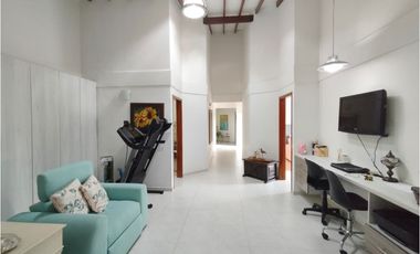 Tu refugio ideal en Cerritos: Casa campestre con todo el confort