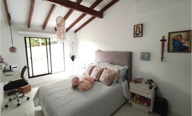 Tu refugio ideal en Cerritos: Casa campestre con todo el confort