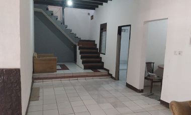 Murah, Riung Bandung, Gede Bage. Rumah Siap Huni Di Kota Bandung