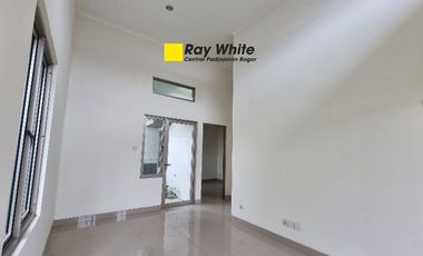 Dijual cepat rumah strategis  di royal tajur kota bogor