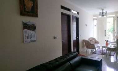 minimalis modern sarie bunga bakung residence