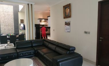 minimalis modern sarie bunga bakung residence