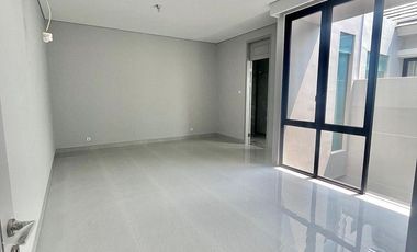 Disewakan Rumah New Gress Grand Island ada AC,Aruba Villa Pakuwon City