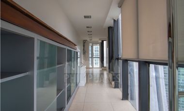 Venta de Oficina en Avenida Balboa, PH Torre BAC