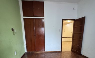 VENTA - CASA AV. EJERCITO UBICACION ESTRATEGICA APTA CREDITO