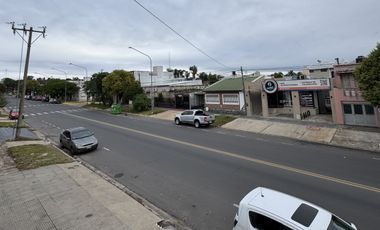 VENTA - CASA AV. EJERCITO UBICACION ESTRATEGICA APTA CREDITO