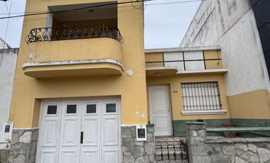 VENTA - CASA AV. EJERCITO UBICACION ESTRATEGICA APTA CREDITO