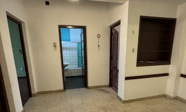 VENTA - CASA AV. EJERCITO UBICACION ESTRATEGICA APTA CREDITO