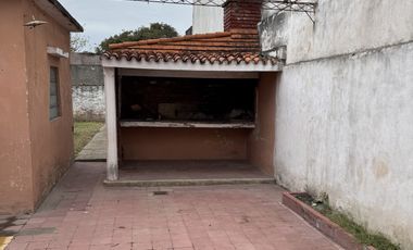 VENTA - CASA AV. EJERCITO UBICACION ESTRATEGICA APTA CREDITO