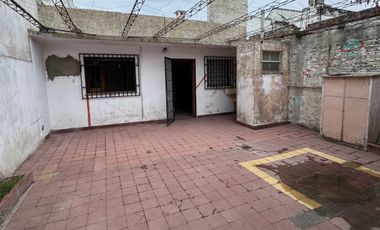 VENTA - CASA AV. EJERCITO UBICACION ESTRATEGICA APTA CREDITO