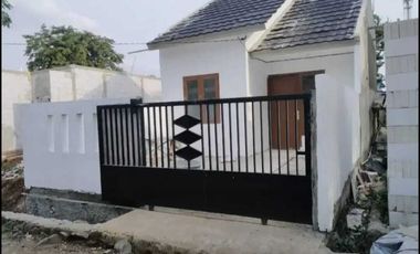 Rumah sederhana pancoran mas akses Meruyung limo 30/35