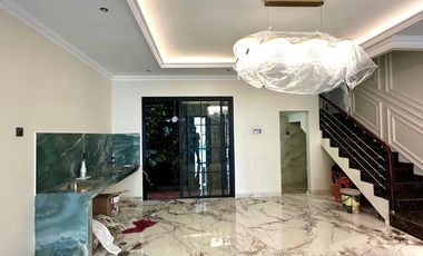 Rumah depan transmart cilandak KKO dalam cluster