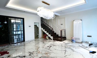 Rumah depan transmart cilandak KKO dalam cluster