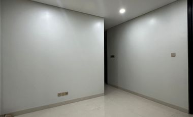 Brand new modern townhouse selangkah ke tol andara