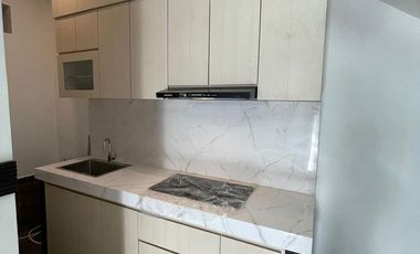 Rumah mewah 2 Lantai 1 M an dalam cluster Jagakarsa