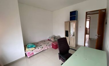 Rumah Second Murah di dekat Jl Endah Sari Arcamanik LT 114 hanya 1.25M