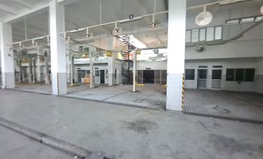 GEDUNG SHOWROOM MOBIL BARU BSD SERPONG TANGERANG SIAP HUNI