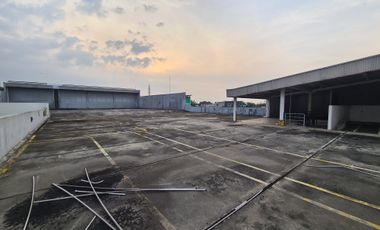 GEDUNG SHOWROOM MOBIL BARU BSD SERPONG TANGERANG SIAP HUNI