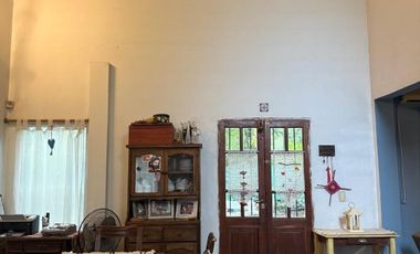 Chalet en venta en Villa Udaondo