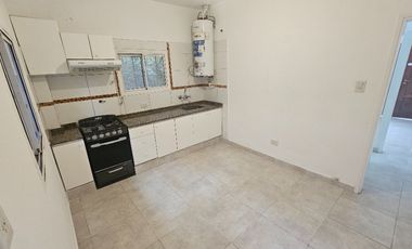 Departamento Tipo Casa en venta en Remedios de Escalada Este