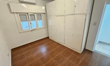 Departamento Tipo Casa en venta en Remedios de Escalada Este