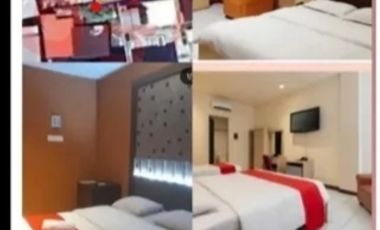 DIJUAL Hotel dalam  kota 3 Lantai Jl.S.Pareman  L.Tanah: 750 L B 1.370