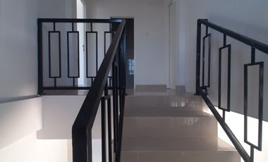 Dijual rumah 2lt siap pakai type 100+ di cluster Pamela Mass