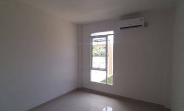 Dijual rumah 2lt siap pakai type 100+ di cluster Pamela Mass