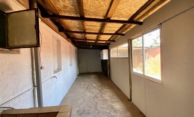 Casa en Venta en Pasaje ocho y medio sur 3550