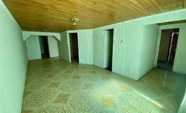 Casa en Venta en Pasaje ocho y medio sur 3550