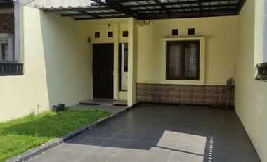 Disewakan dikontrakan rumah siap huni Cisaranten untuk pasangan muda