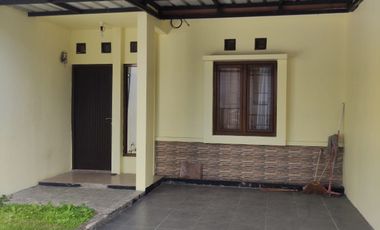 Disewakan dikontrakan rumah siap huni Cisaranten untuk pasangan muda