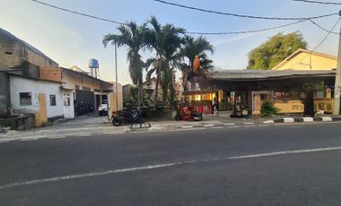 TANAH ADA BANGUNAN KEBON JERUK COCOK UNTUK KOS CARWASH POOL MOBIL