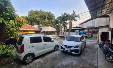 TANAH ADA BANGUNAN KEBON JERUK COCOK UNTUK KOS CARWASH POOL MOBIL