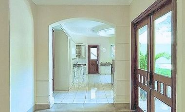 Disewakan Rumah Di Pondok Indah Jakarta Selatan STD617