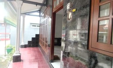 LANGKA!! RUMAH LOWOKWARU TURUN HARGA!! Hitung tanah dekat UB