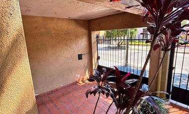 Beccar – Casa Amplia con 3 Habitaciones, Quincho y Parrilla