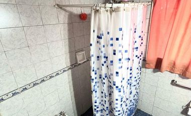 Beccar – Casa Amplia con 3 Habitaciones, Quincho y Parrilla