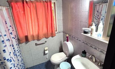 Beccar – Casa Amplia con 3 Habitaciones, Quincho y Parrilla