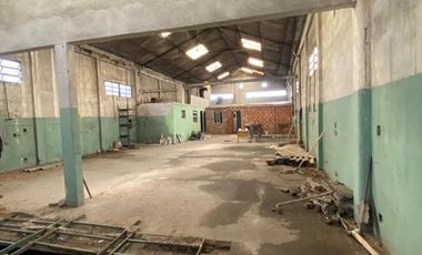 Deposito de 650 mts2 en 2 plantas -  Piñeyro Avellaneda