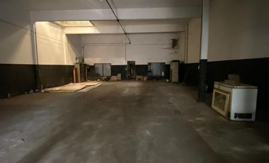 Deposito de 650 mts2 en 2 plantas -  Piñeyro Avellaneda