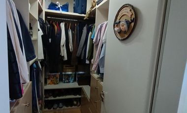 Venta Departamento 3 habitaciones + dos cocheras y bauleras sarmiento al 200