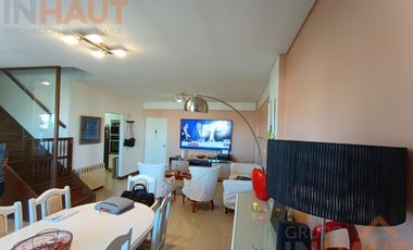 Venta Departamento 3 habitaciones + dos cocheras y bauleras sarmiento al 200